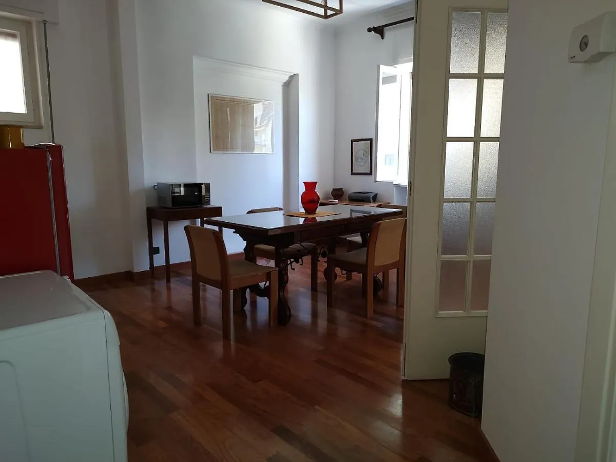 Nel Mezzo Del Cammin Apartment Brindisi